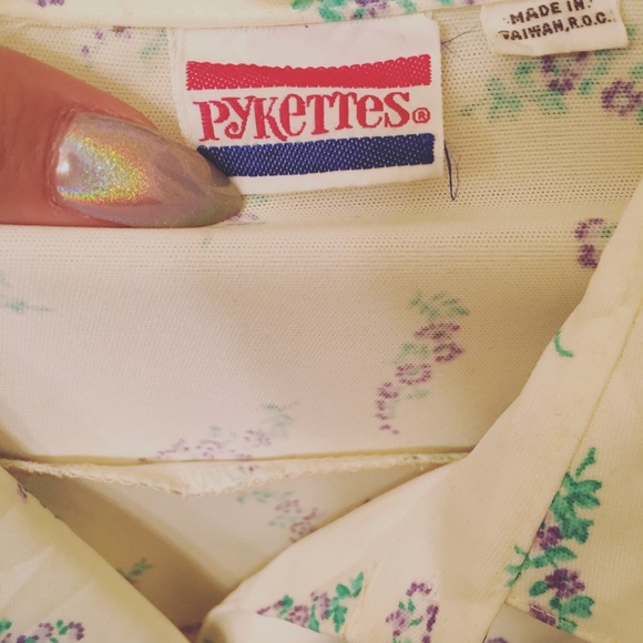 Pykettes long sleeve cream button up with lavender - Picture 6 of 6